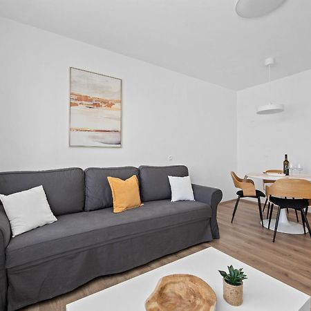 Apartment Jellyfish Пула Екстериор снимка