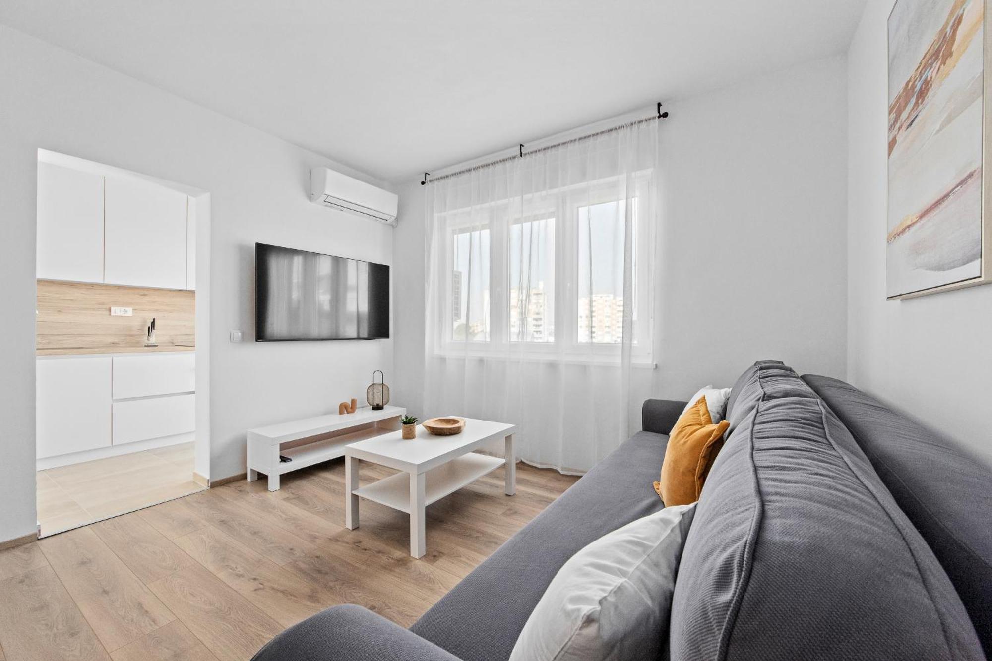 Apartment Jellyfish Пула Екстериор снимка