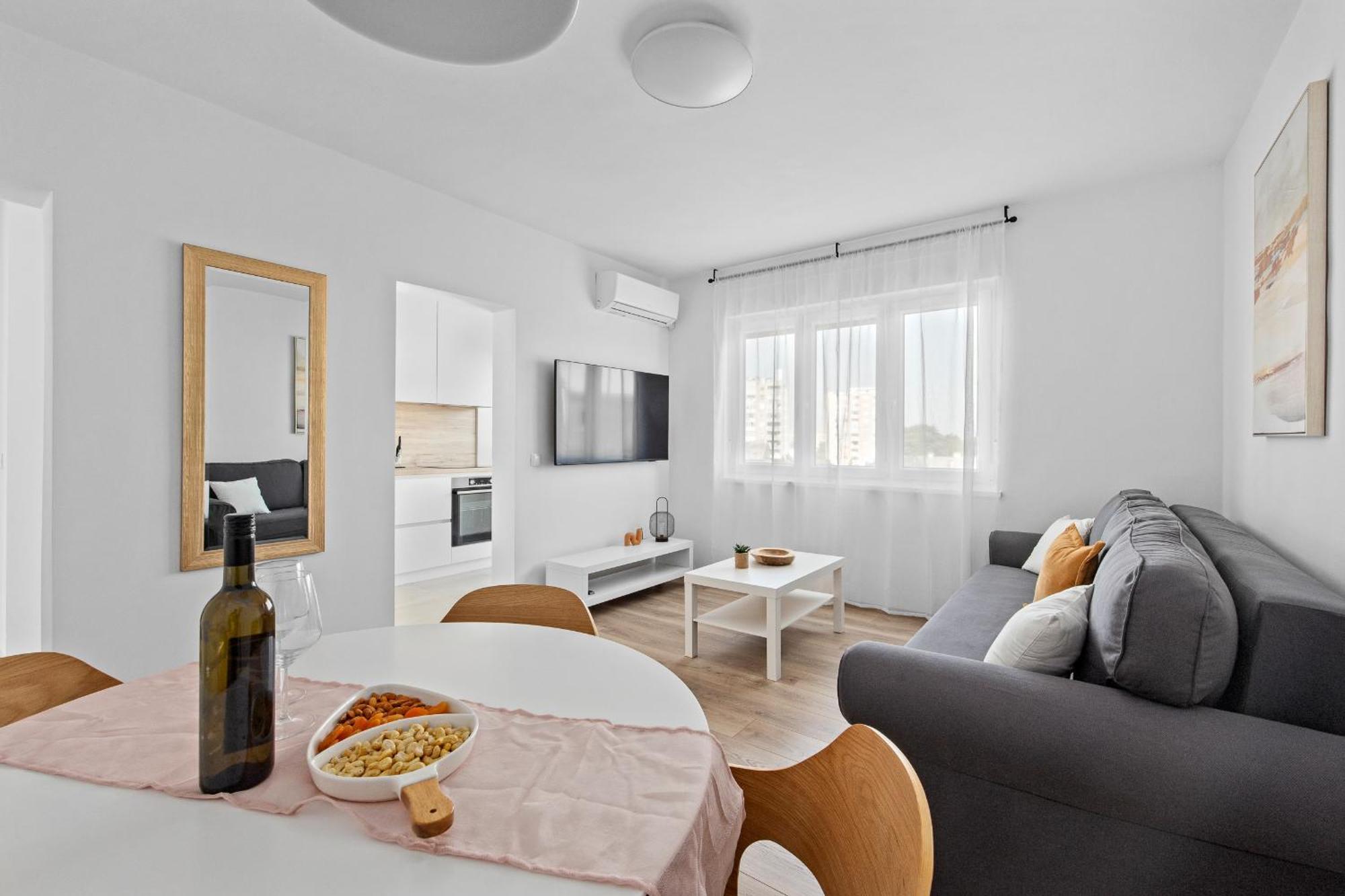 Apartment Jellyfish Пула Екстериор снимка