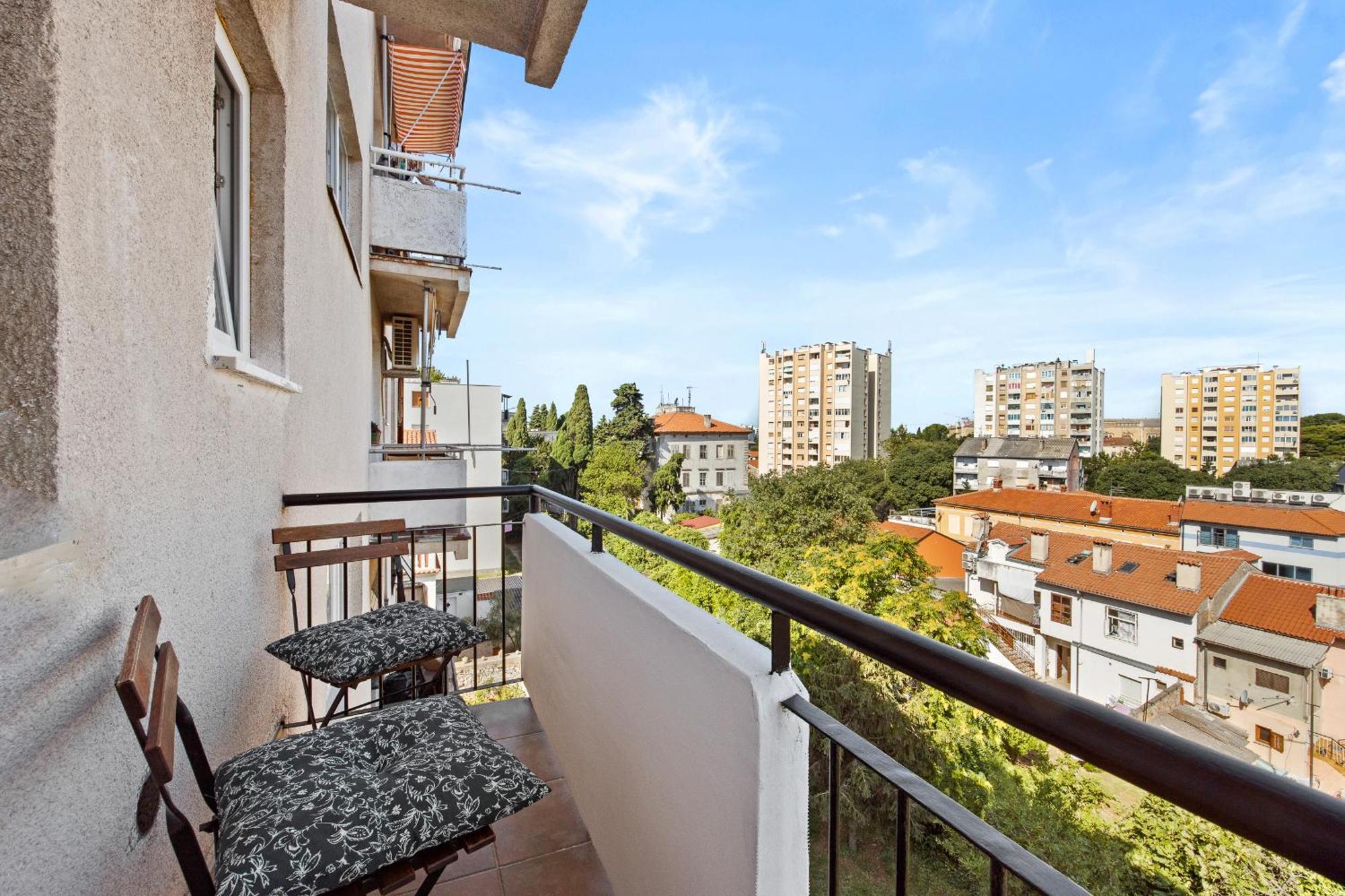 Apartment Jellyfish Пула Екстериор снимка